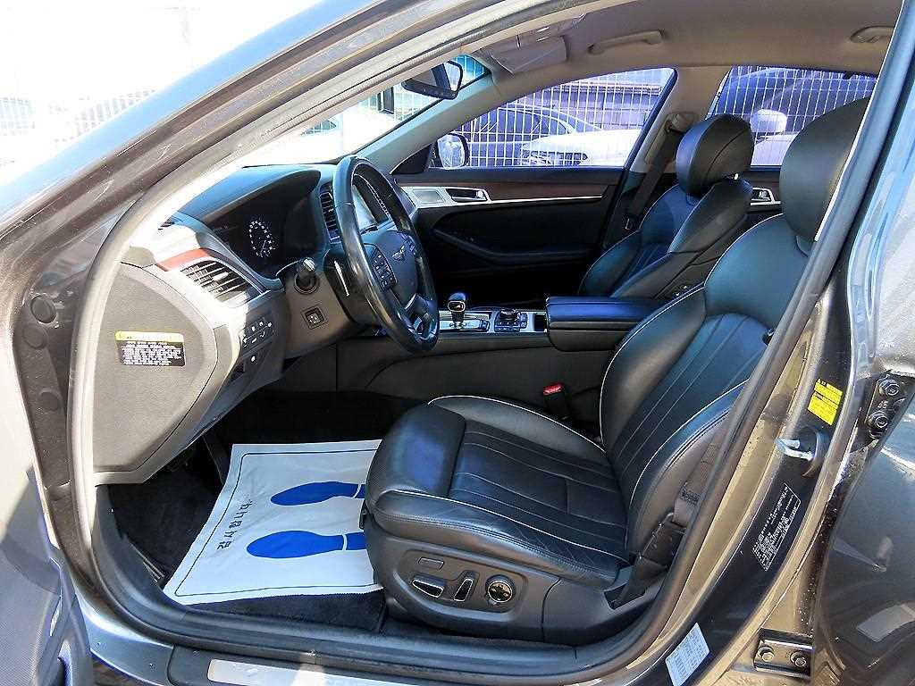 Genesis G80 - Vista 5