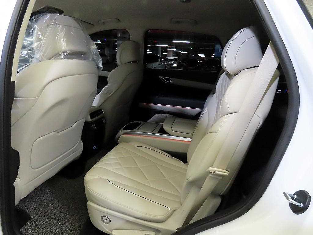 Genesis GV80 - Vista 7