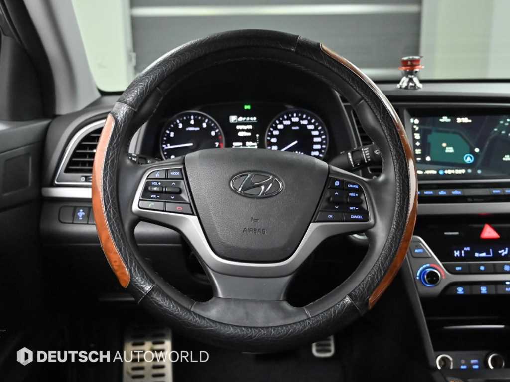 HYUNDAI Avante 2016 Gris - Importación desde Corea - HF Imports Iquique - Foto 13