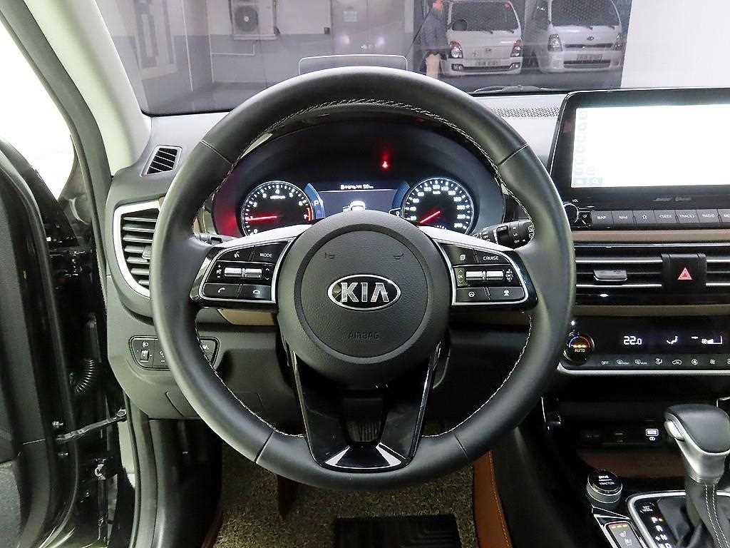KIA Seltos - Vista 7