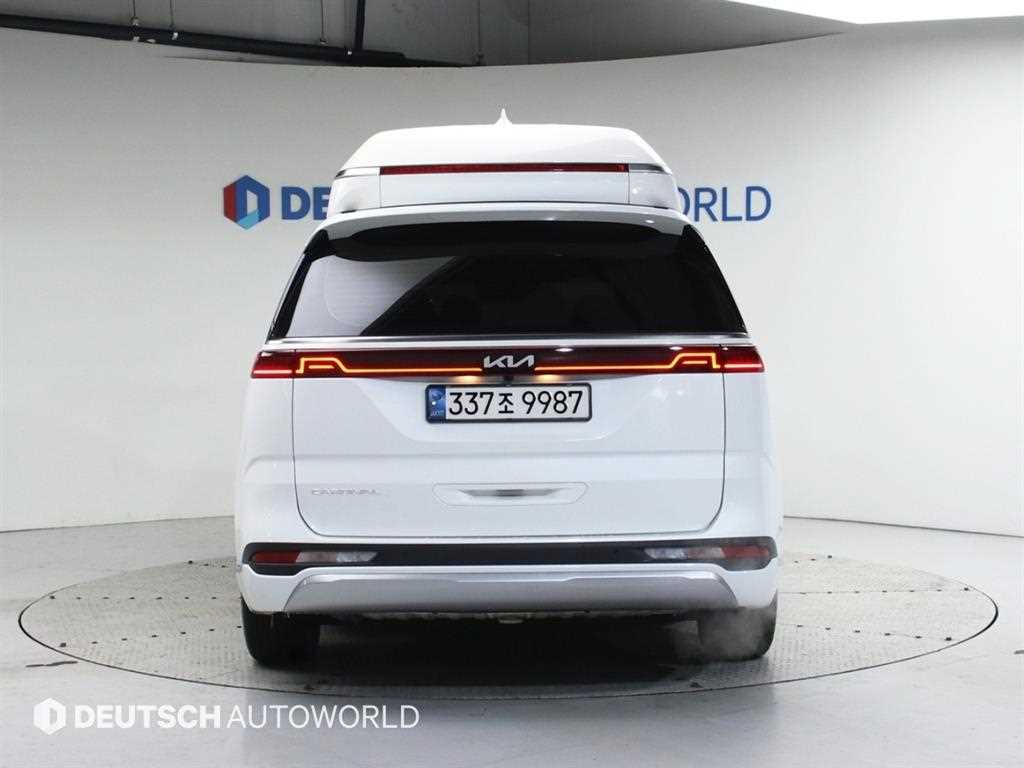 KIA Carnival - Vista 4
