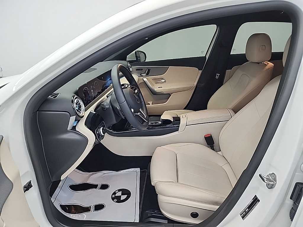 Mercedes Benz A Class - Vista 11