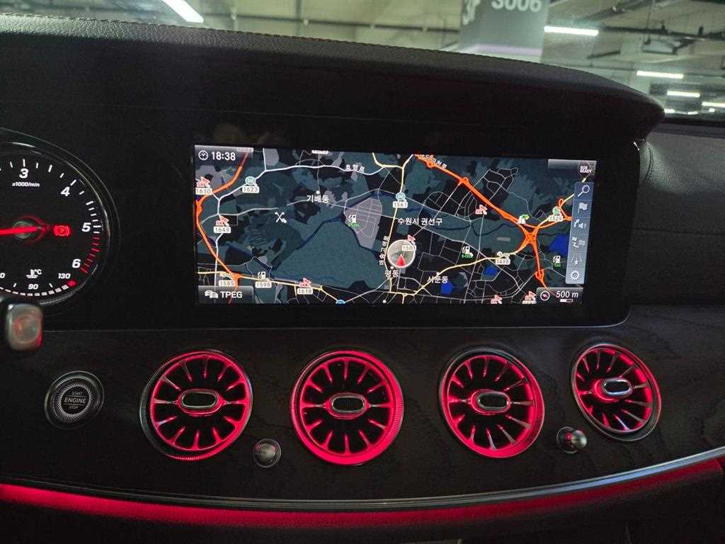 Mercedes Benz E class - Vista 10