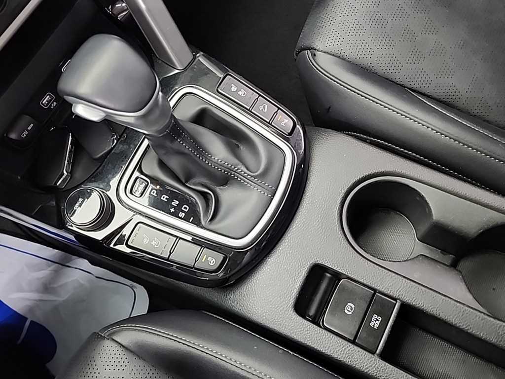 KIA Seltos - Vista 8