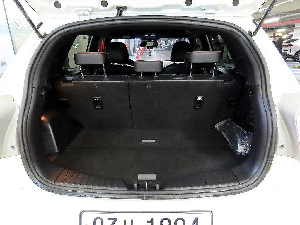 Ssangyong Tivoli 2019 Blanco - Importación desde Corea - HF Imports Iquique - Foto 18