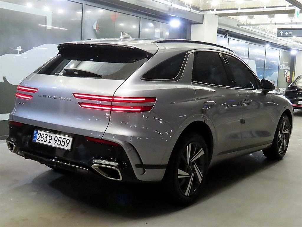 Genesis GV70 - Vista 4