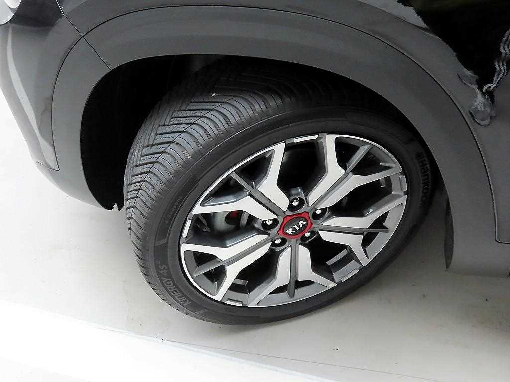 KIA Seltos 2020 Negro - Importación desde Corea - HF Imports Iquique - Foto 19