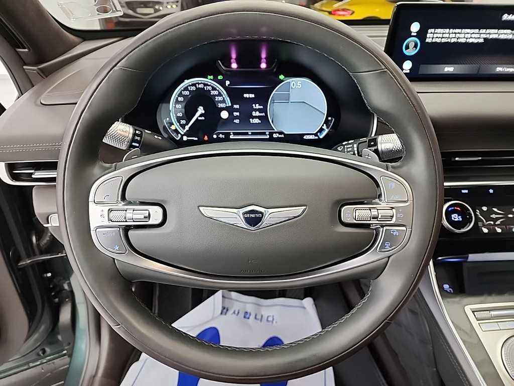 Genesis GV80 - Vista 9