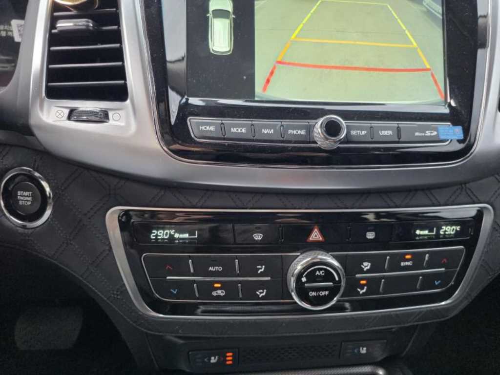 Ssangyong Rexton - Vista 9