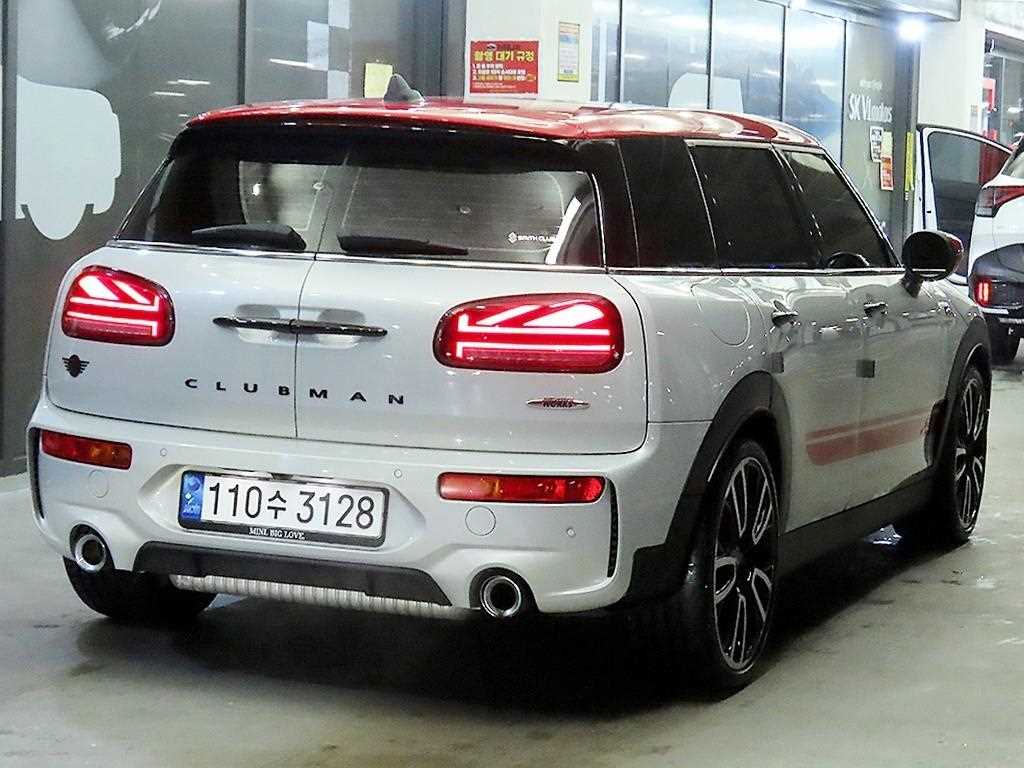 Mini Clubman - Vista 4