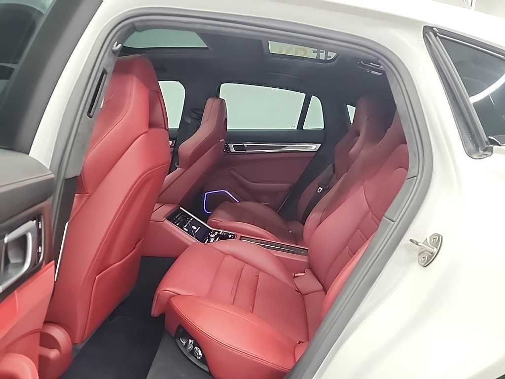 Porsche Panamera - Vista 12