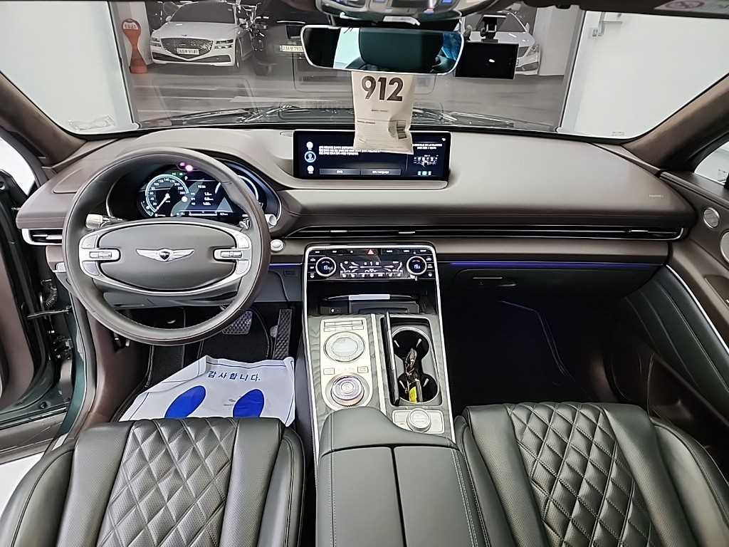 Genesis GV80 - Vista 7