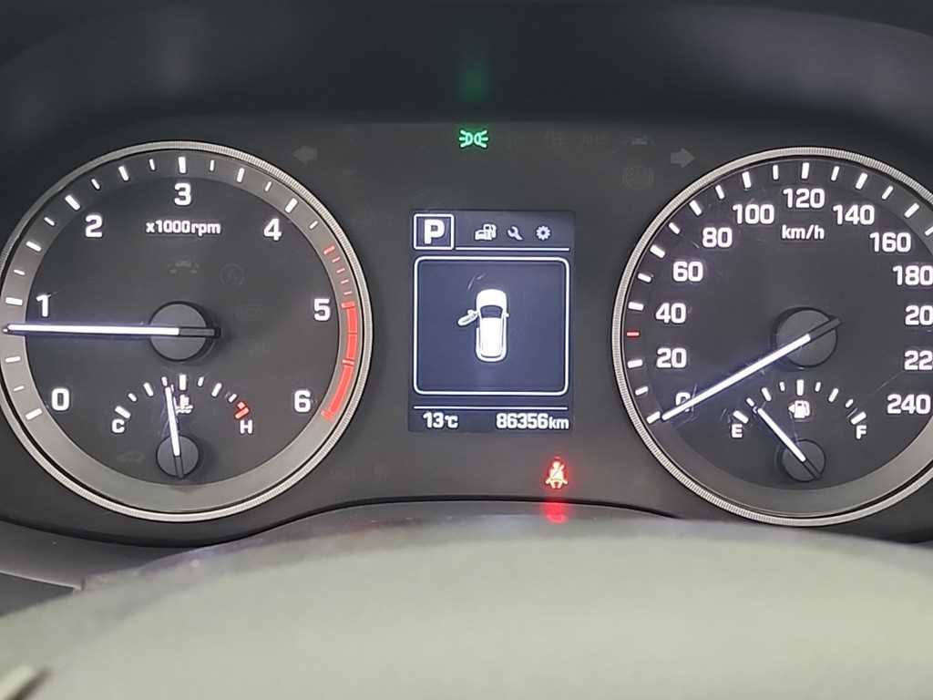 HYUNDAI Tucson - Vista 6