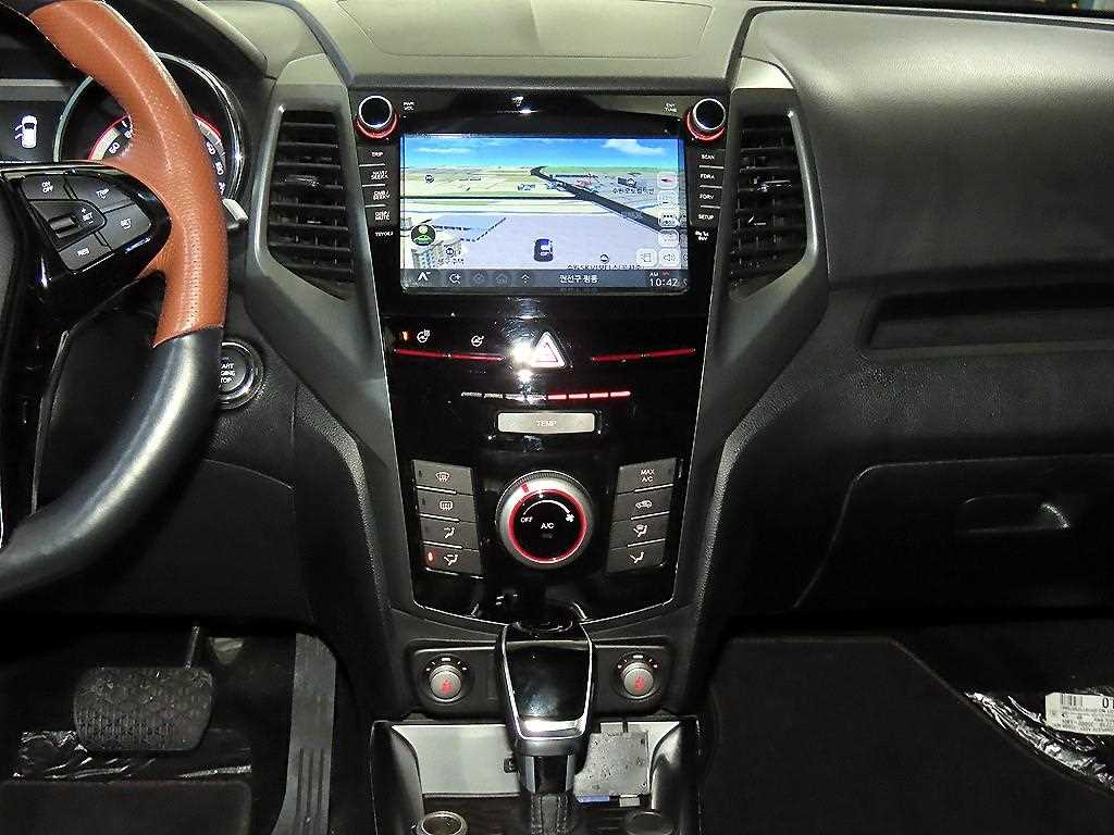 Ssangyong Tivoli - Vista 11