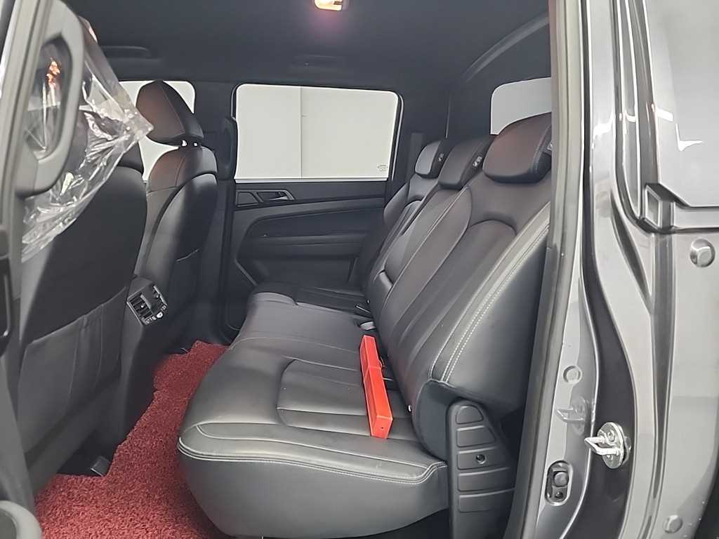 Ssangyong Rexton - Vista 12