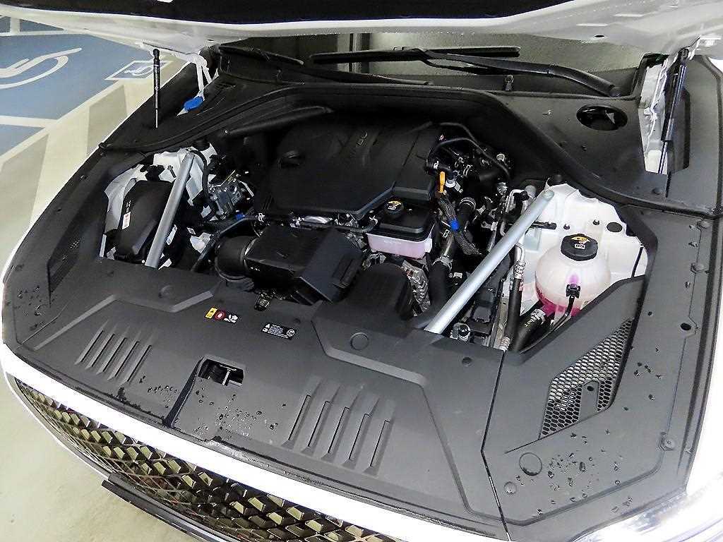 Genesis GV70 2024 Blanco - Importación desde Corea - HF Imports Iquique - Foto 19