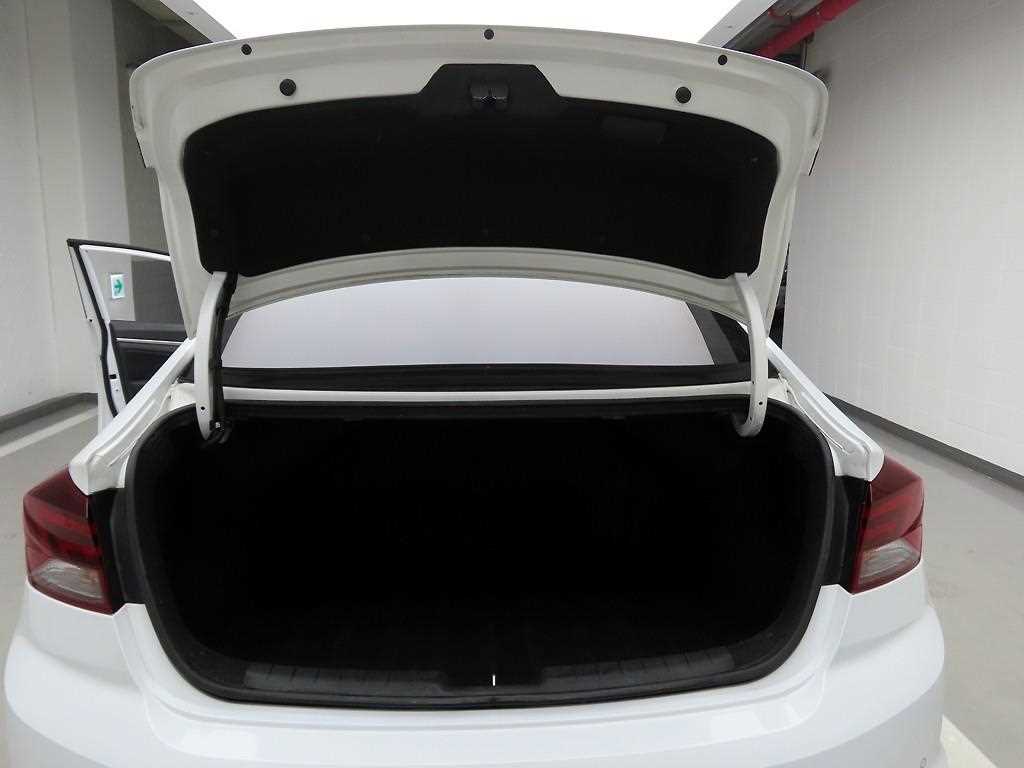 HYUNDAI Avante 2020 - Importación desde Corea - HF Imports Iquique - Foto 17