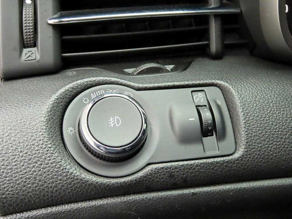 Chevrolet Malibu - Vista 12