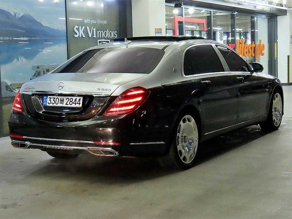 Mercedes Benz S Class - Vista 4