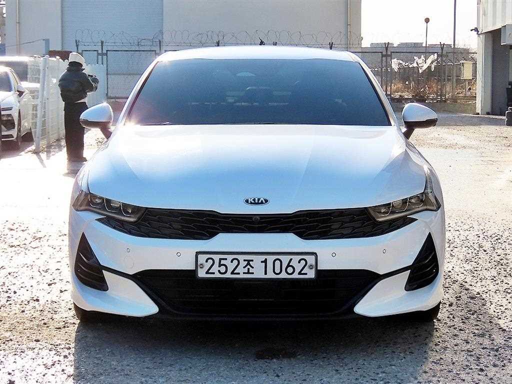 KIA K5 2020 Blanco - Importación desde Corea - HF Imports Iquique - Foto 1
