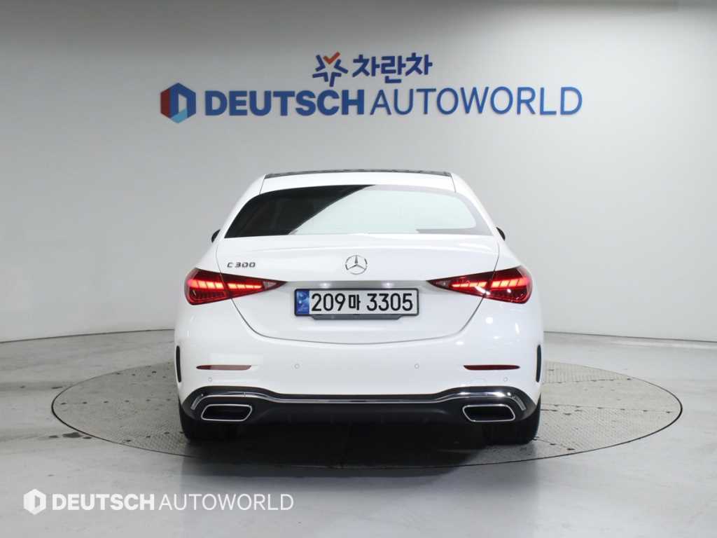 Mercedes Benz C Class - Vista 4