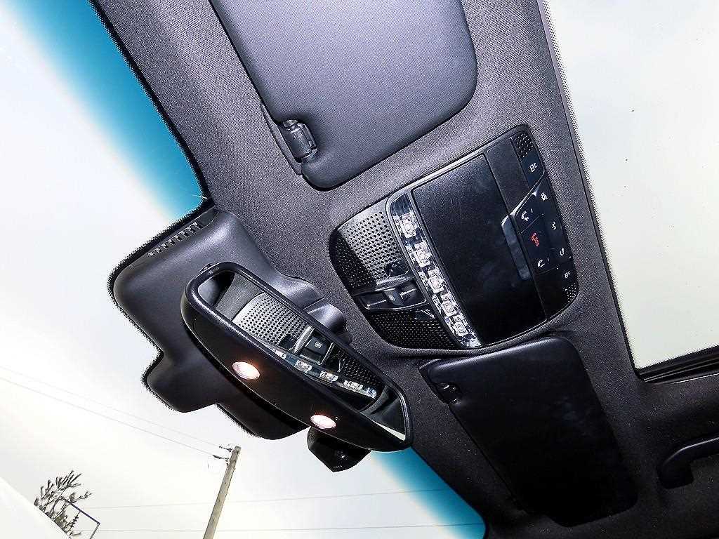 Mercedes Benz GLC Class 2018 Blanco - Importación desde Corea - HF Imports Iquique - Foto 15