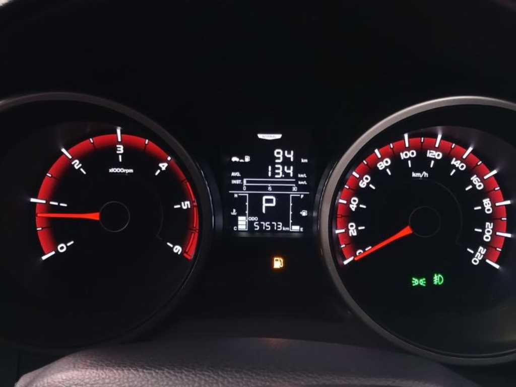 Ssangyong Tivoli - Vista 10