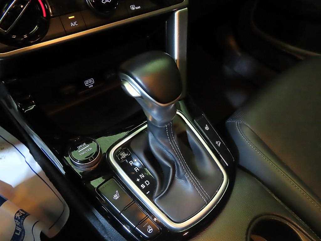 KIA Seltos - Vista 12