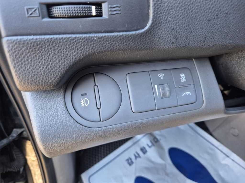 HYUNDAI Starex - Vista 10