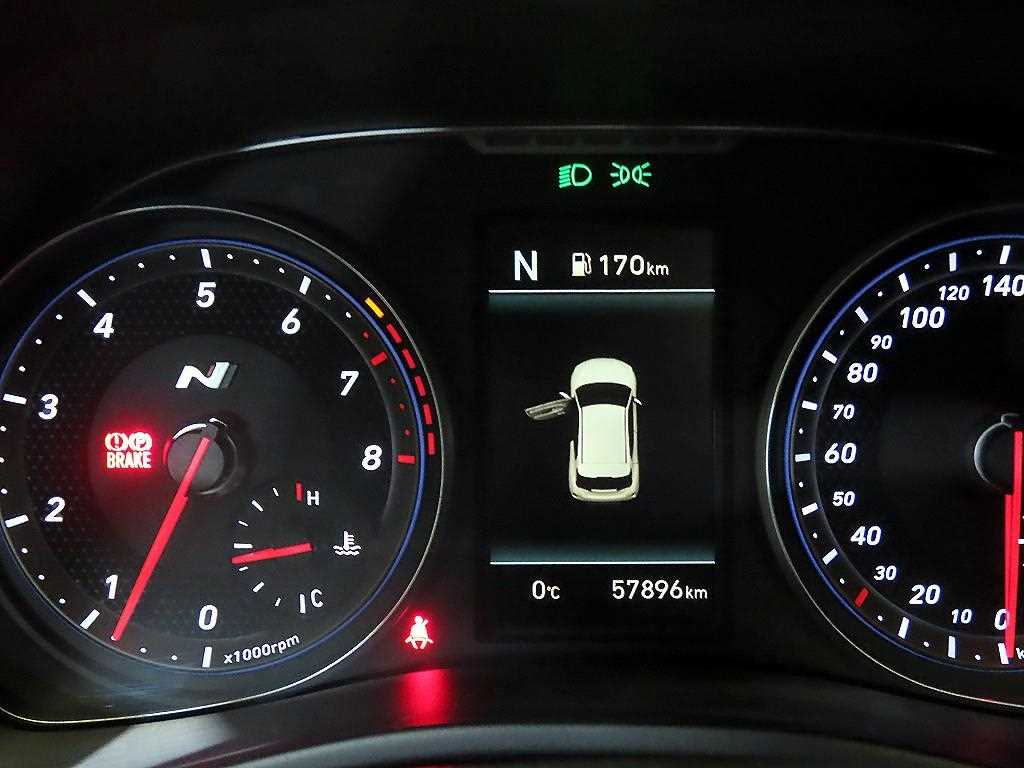 HYUNDAI Veloster - Vista 9