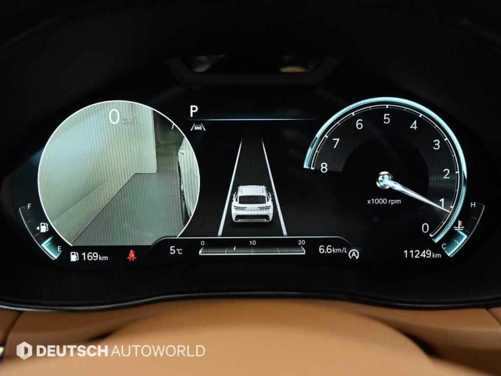 Genesis GV70 - Vista 5