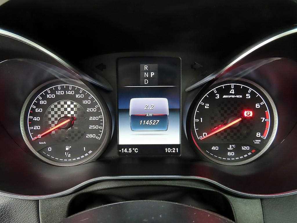 Mercedes Benz GLC Class - Vista 9