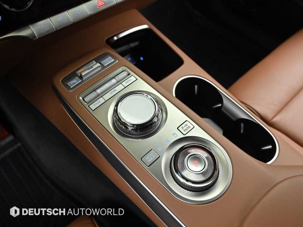 Genesis GV70 - Vista 12