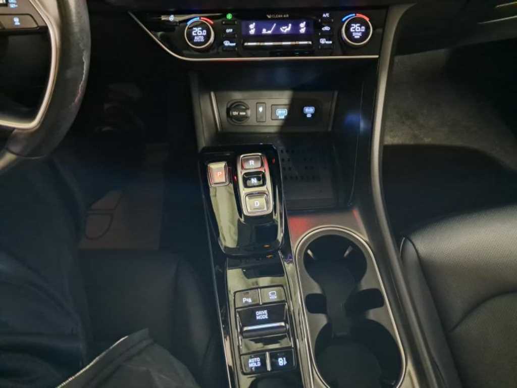 HYUNDAI Sonata - Vista 9