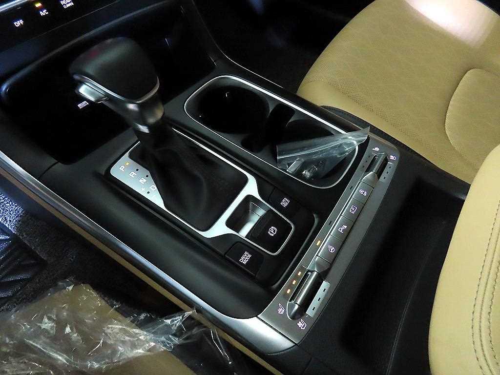 KIA Carnival 2023 Blanco - Importación desde Corea - HF Imports Iquique - Foto 13