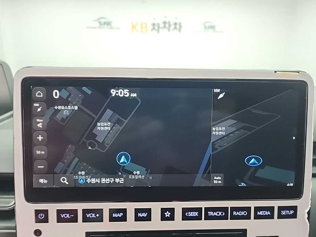 HYUNDAI Staria - Vista 12