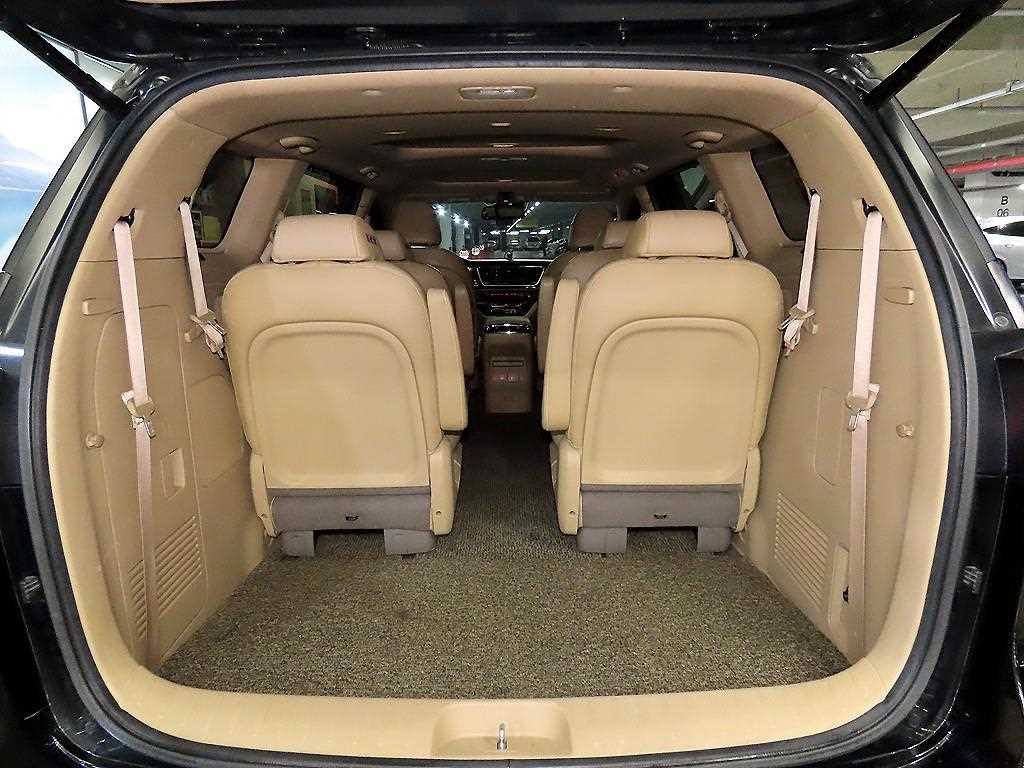 KIA Carnival 2017 Negro - Importación desde Corea - HF Imports Iquique - Foto 16