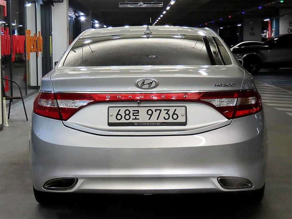 HYUNDAI Grandeur - Vista 5