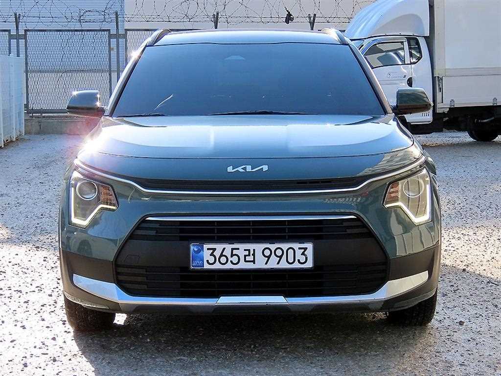 KIA Niro 2022 Verde - Importación desde Corea - HF Imports Iquique - Foto 1