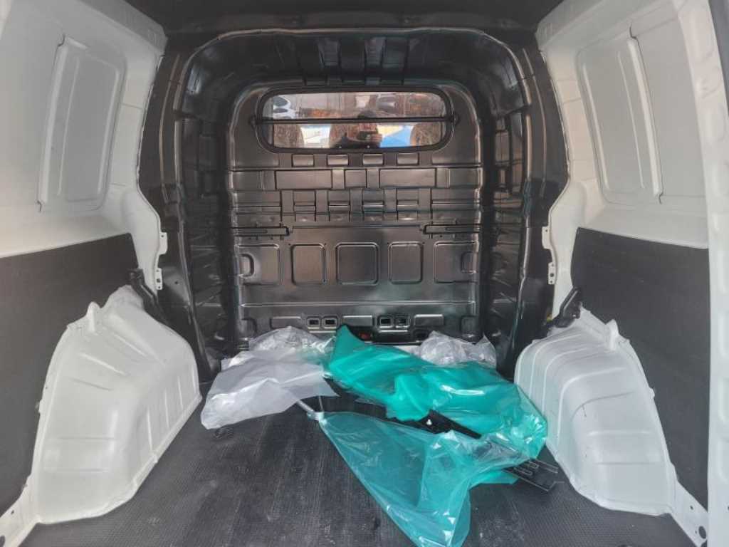 HYUNDAI Staria - Vista 9