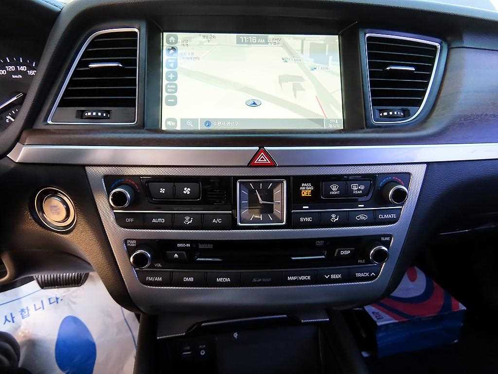 Genesis G80 - Vista 12