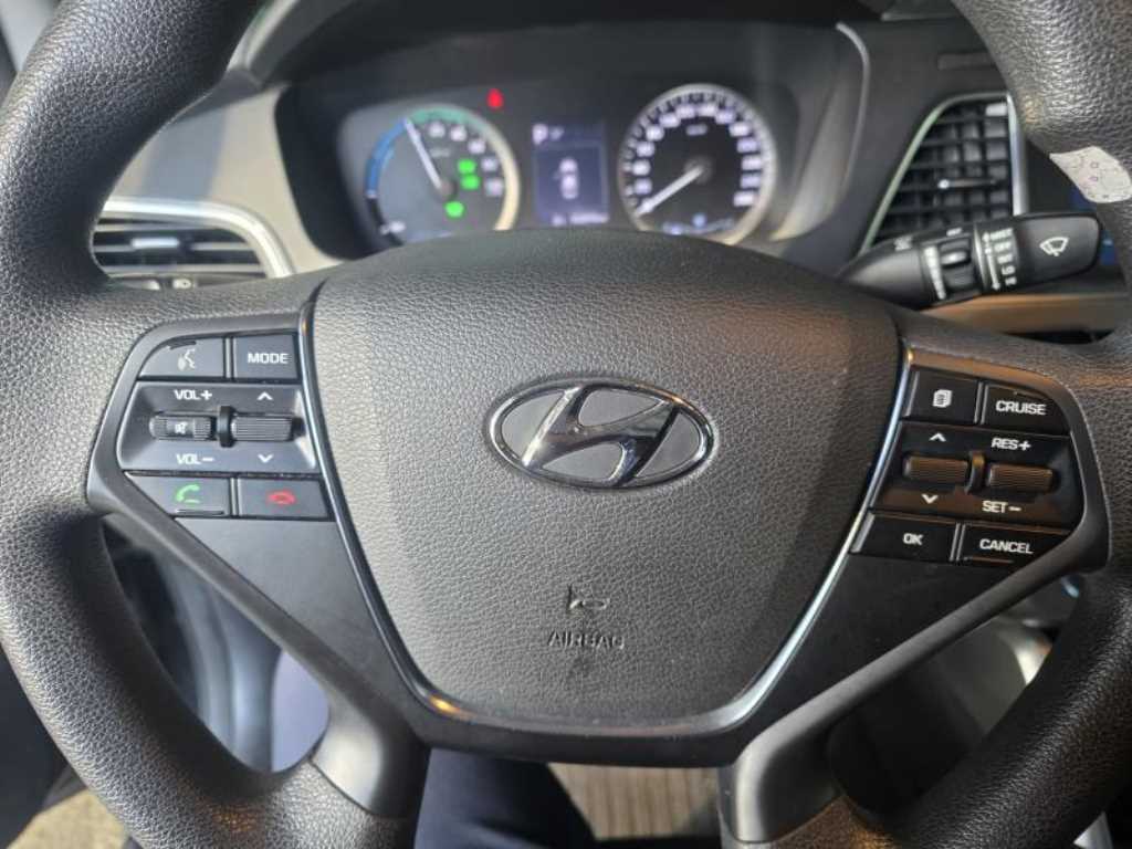 HYUNDAI Sonata - Vista 8