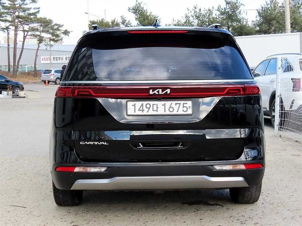 KIA Carnival - Vista 4