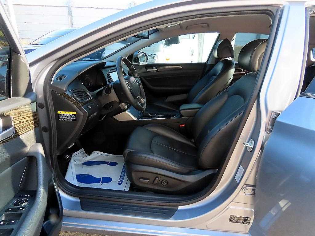 HYUNDAI Sonata - Vista 5