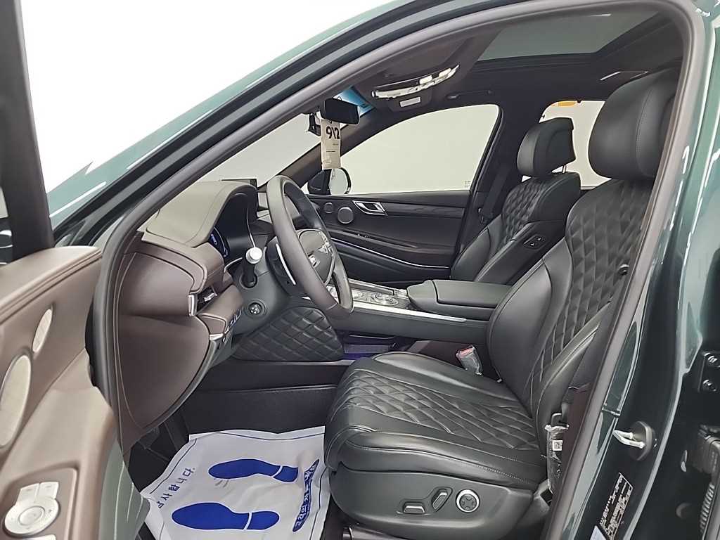 Genesis GV80 - Vista 11