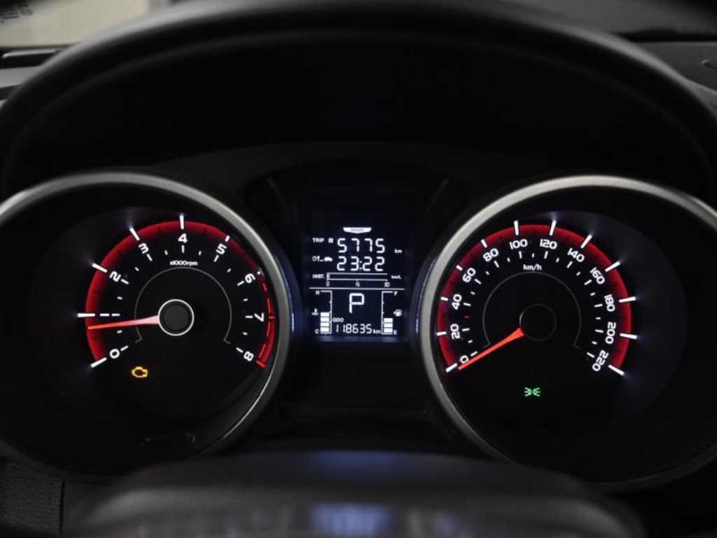 Ssangyong Tivoli - Vista 8