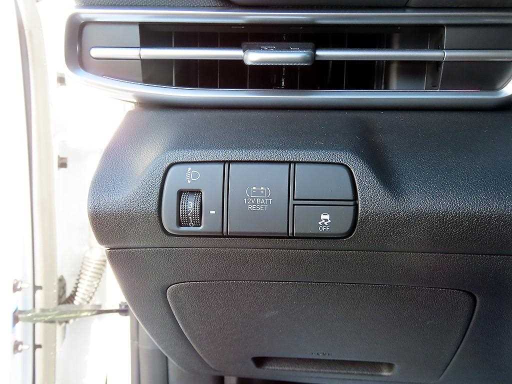 HYUNDAI Avante - Vista 12