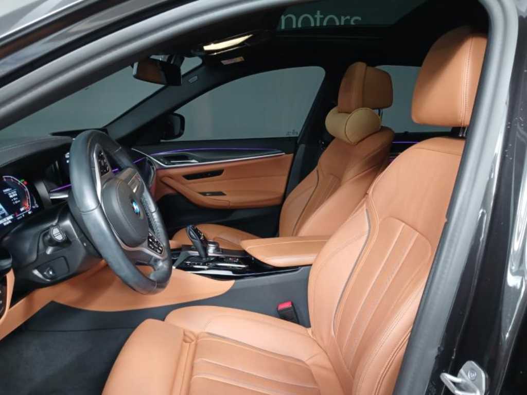 BMW 5 Series - Vista 7