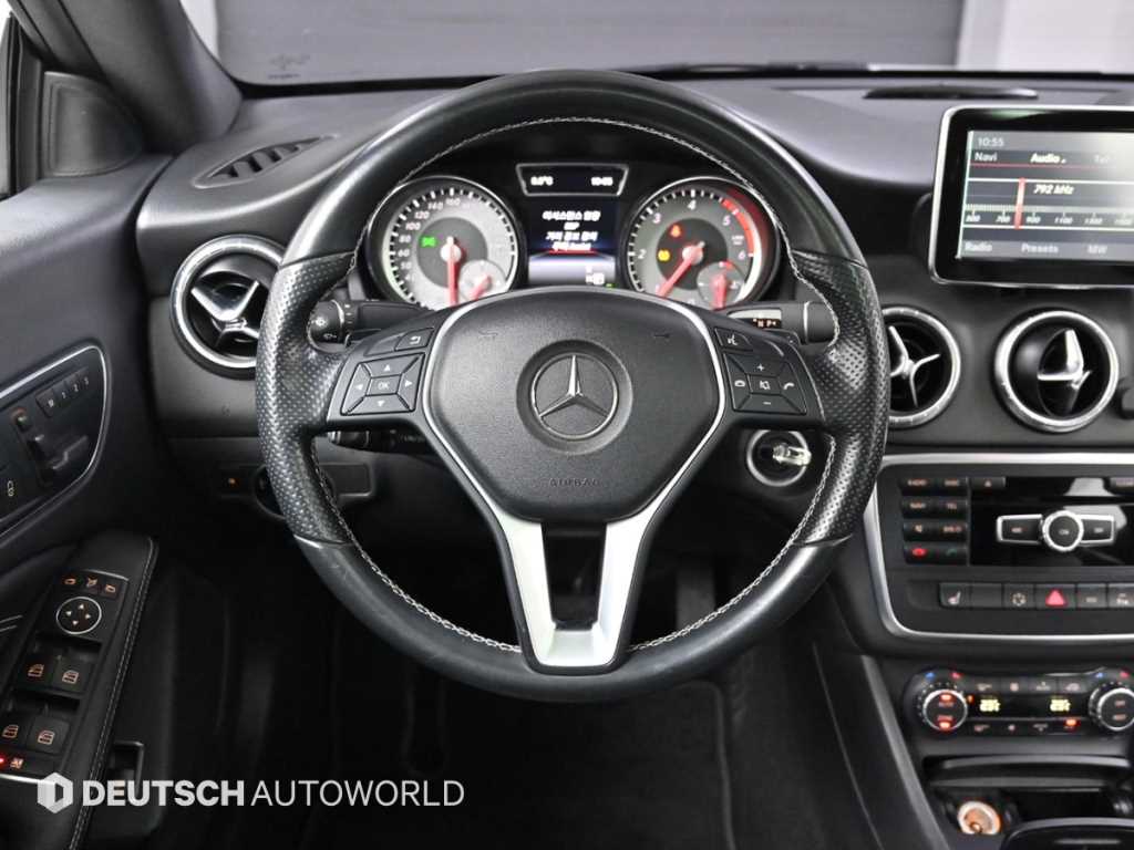 Mercedes Benz CLA Class 2015 Blanco - Importación desde Corea - HF Imports Iquique - Foto 13