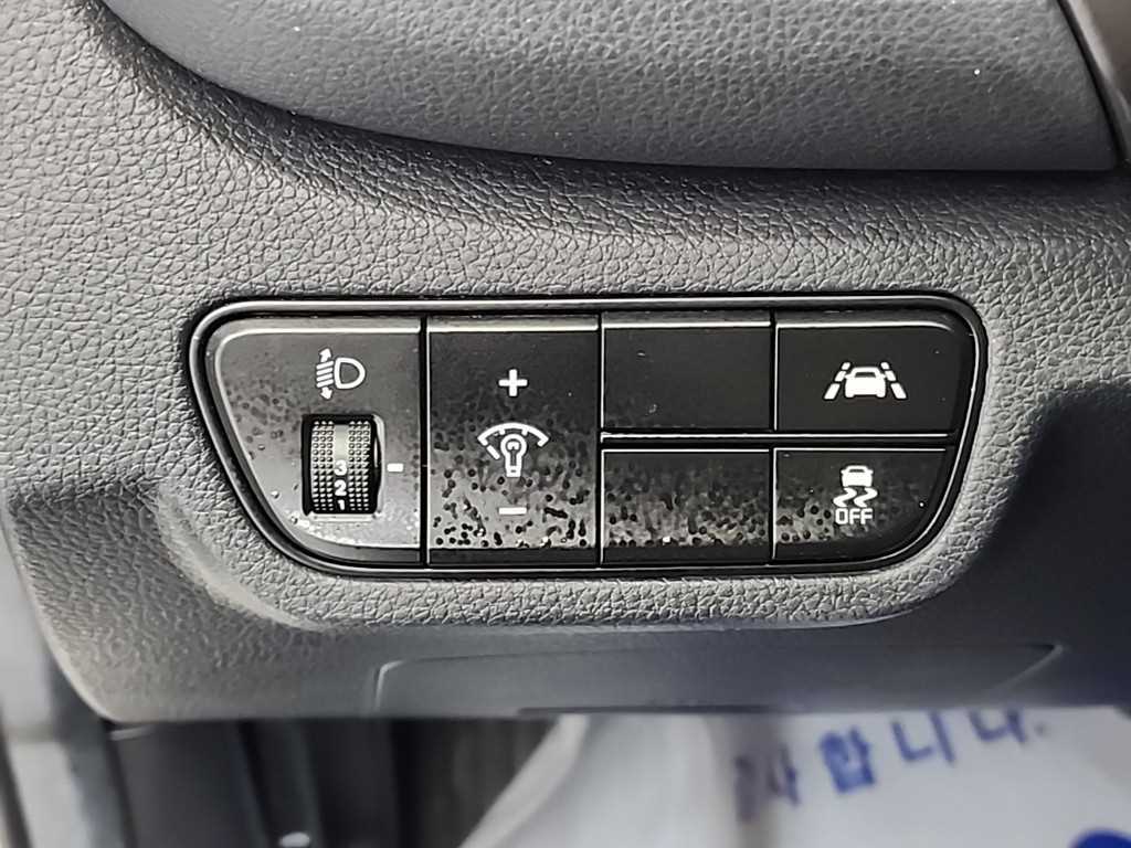 KIA Seltos 2020 Blanco - Importación desde Corea - HF Imports Iquique - Foto 18